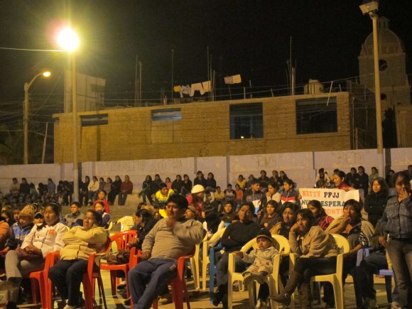 there was a pretty big crowd...we only started an 1 1/2 hours late to wait for people to arrive...